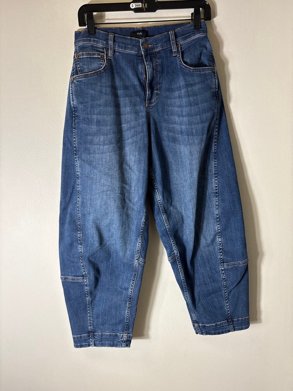 Ruti Dark Wash Barrell Jeans Sz 27